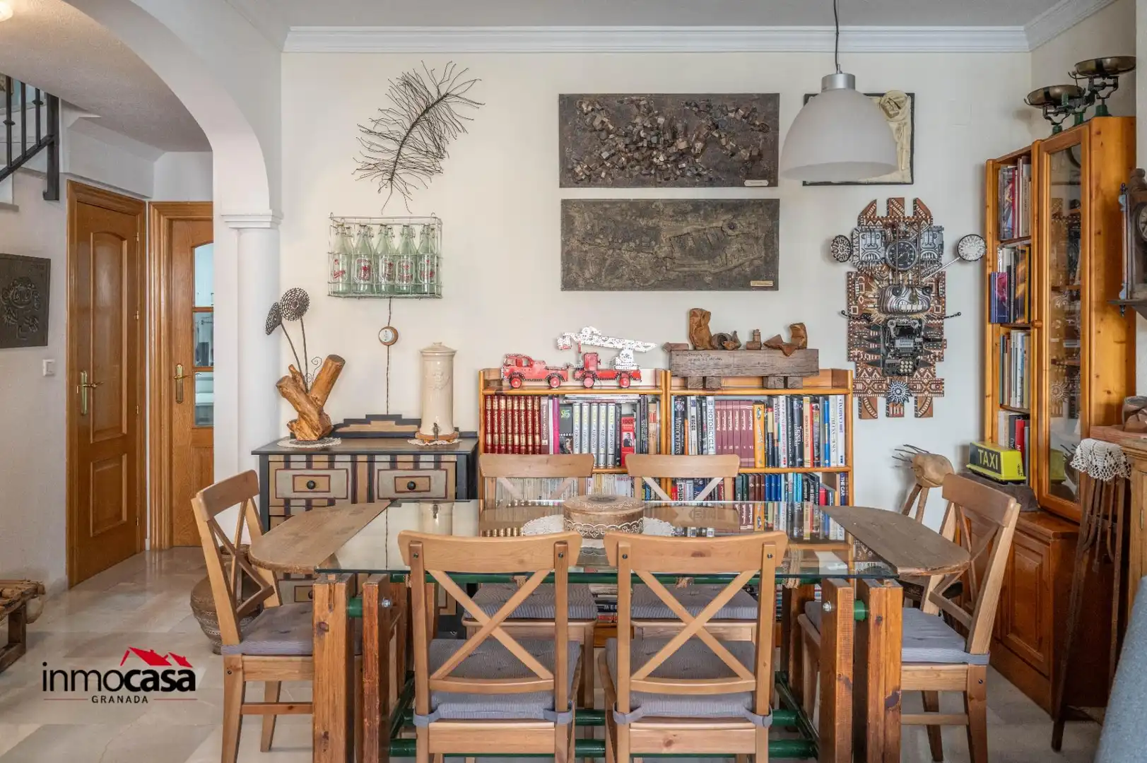 Esszimmer von Einfamilien-Reihenhaus zum Verkauf in Granada mit Klimaanlage