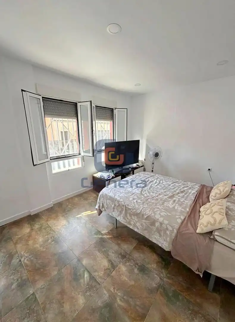 Bajo en venta en Calle SAN FERNANDO, imagen 7