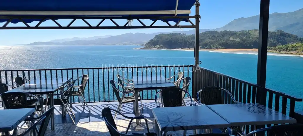Local de alquiler en Colunga con Terraza y Amueblado