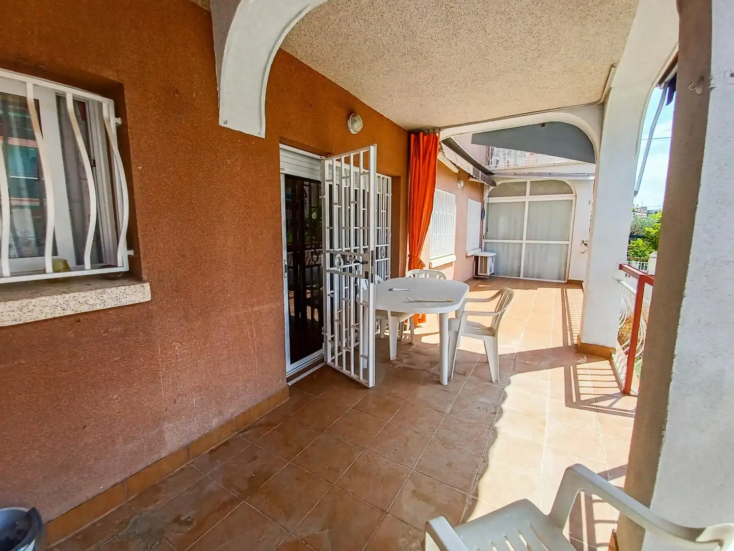 Ground floor for rent in Nucli Antic