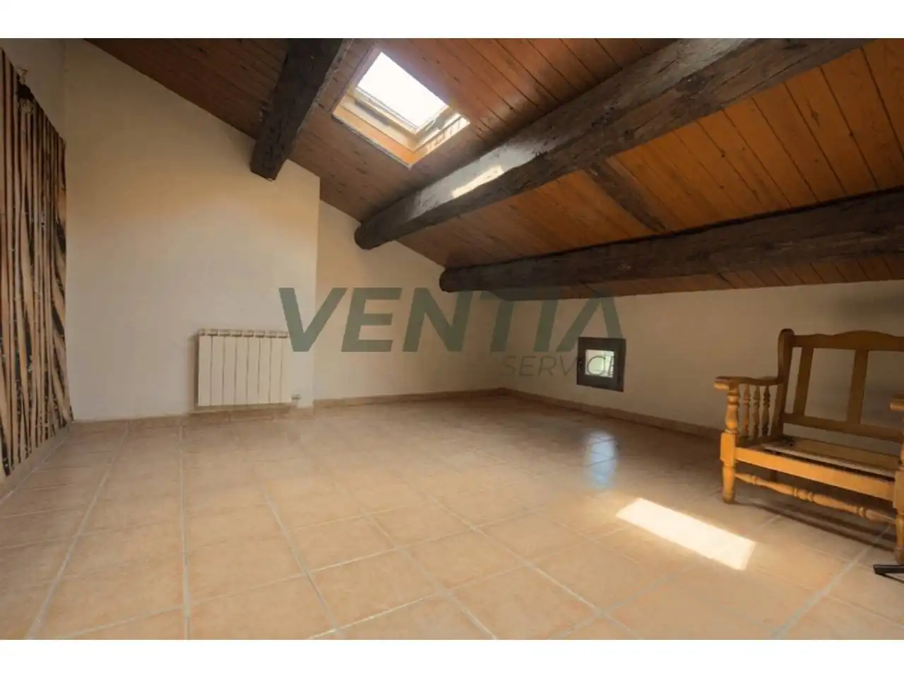 Habitación de Dúplex en venta en Berga con Calefacción, Trastero y Balcón