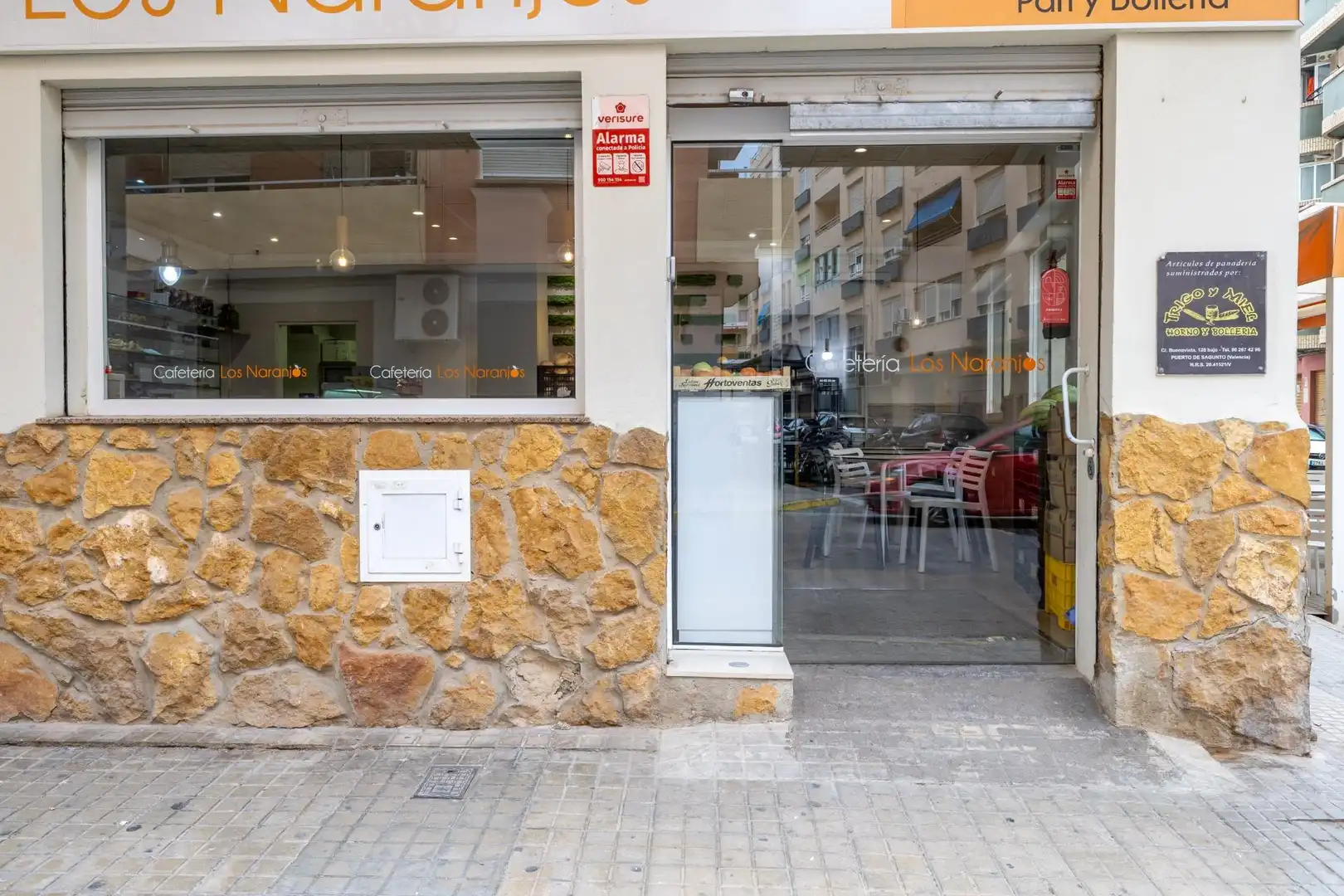 Local comercial en venta en Carrer naranjo 31
