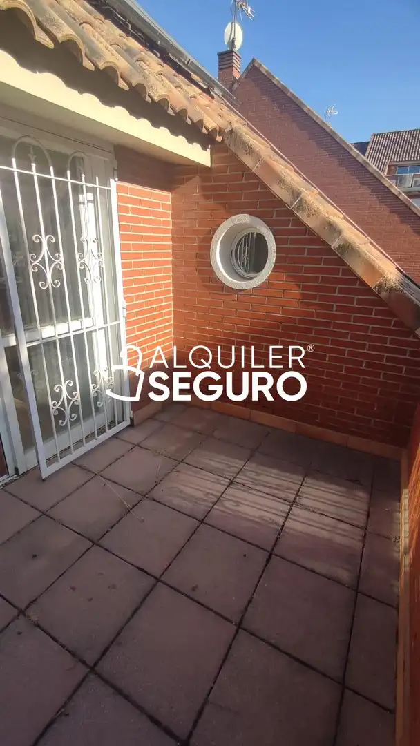 Vista exterior de Casa o chalet de alquiler en Madrid con Aire acondicionado y Calefacción