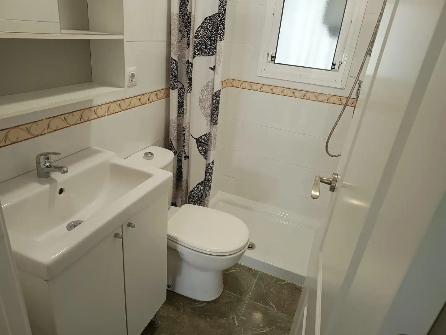 Piso de alquiler en San Jerónimo - La Bachillera