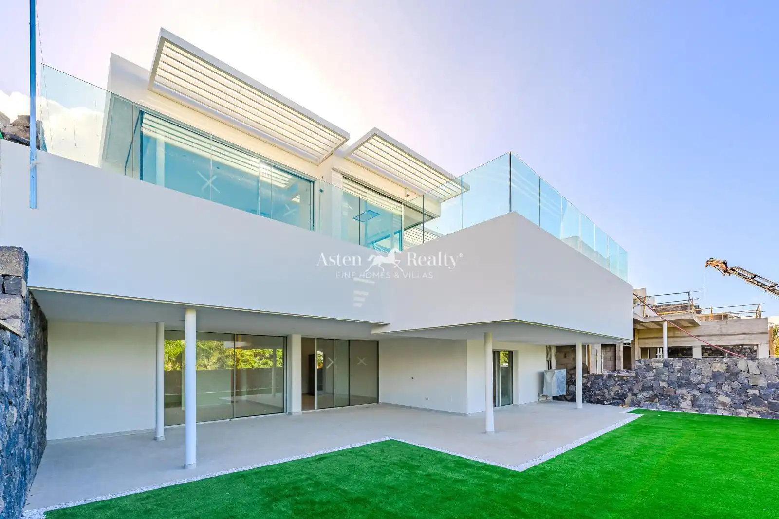 House with pool for sale in Luxemburgo