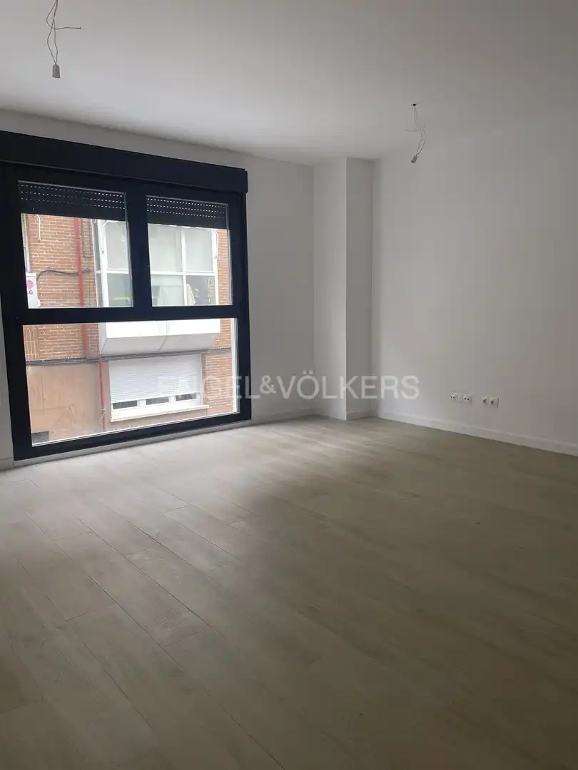 Außenansicht von Wohnung zur Miete in Madrid mit Klimaanlage, Heizung und Schwimmbad