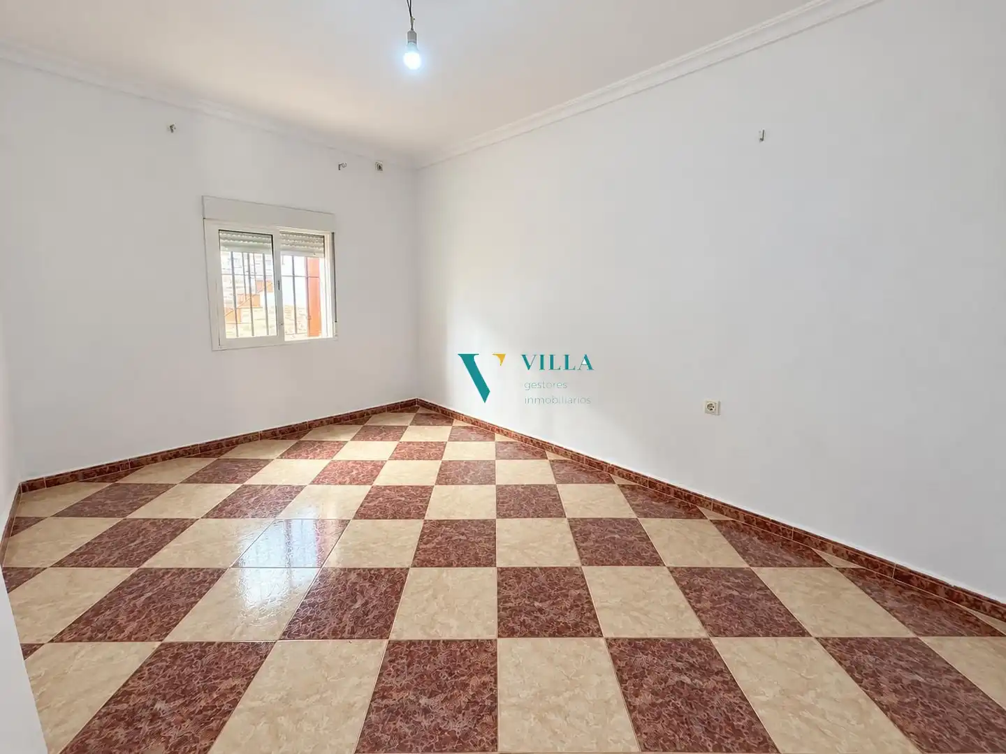 Dormitori de Casa o xalet en venda en Alcalá de Guadaira amb Aire condicionat i Traster