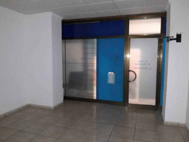 Local comercial en Venta en Avenida Avenida de Bucaramanga en Pinar del Rey