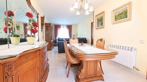 Foto 5 de Casa adosada en venda a Avinguda de Mas D'en Serra, Les Roquetes, Barcelona