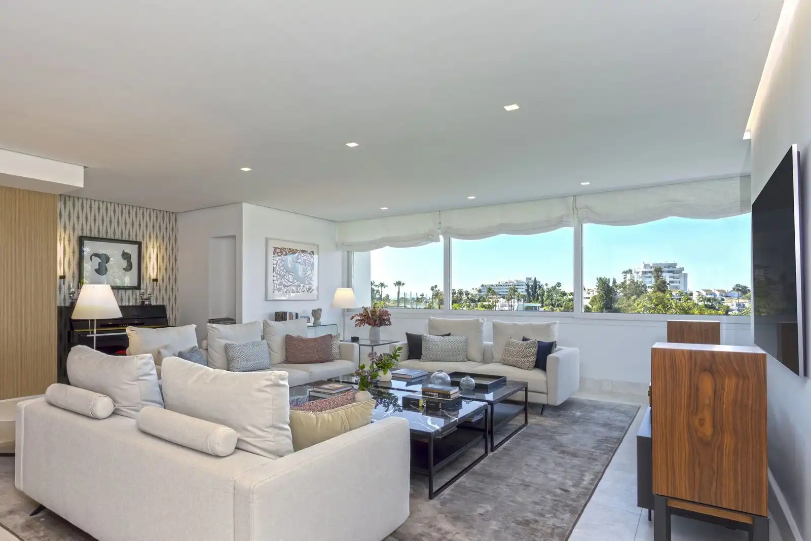 Flat with terrace for sale in Calle 19 C 503, imagen 2