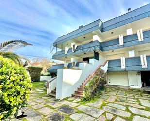 Exterior view of Single-family semi-detached for sale in Nigrán  with Heating, Private garden and Terrace