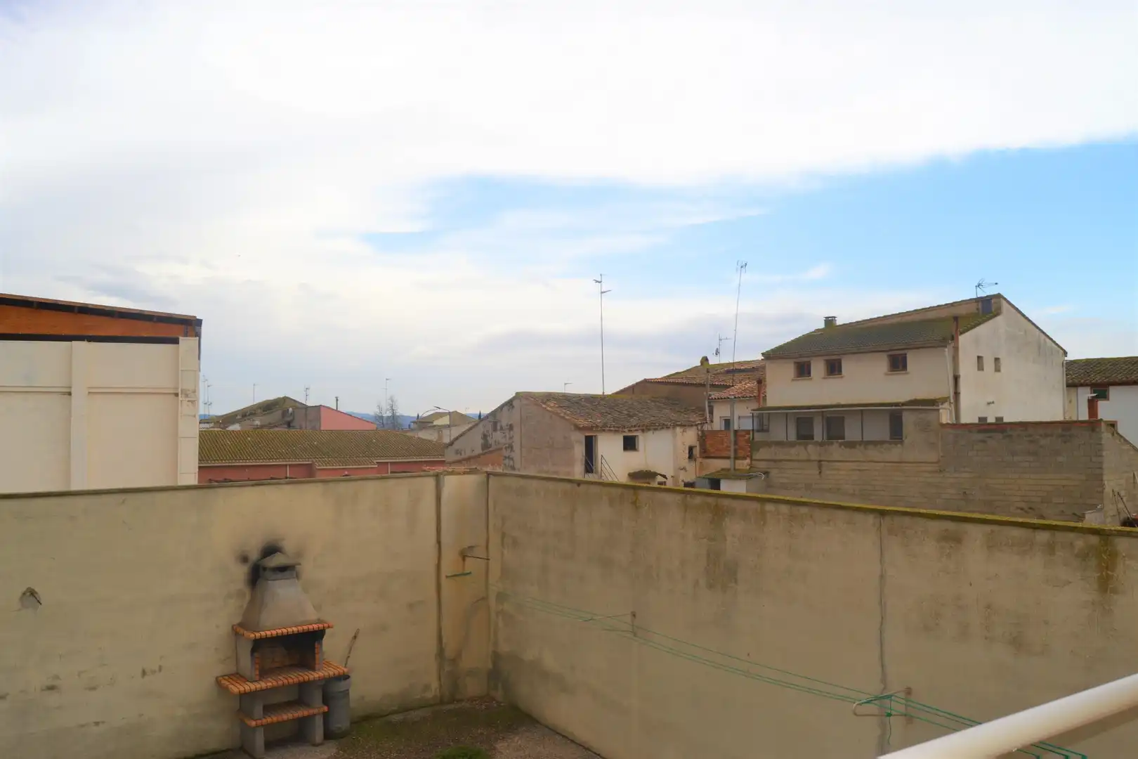 Vista exterior de Casa o chalet en venta en Albalatillo con Aire acondicionado, Jardín privado y Amueblado
