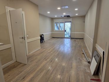 Local comercial en alquiler en Carrer de Guifré 208