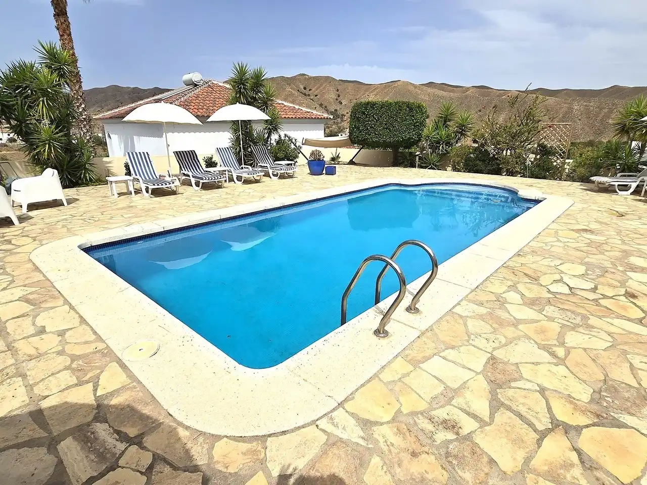 Piscina de Casa o xalet en venda en Arboleas amb Aire condicionat, Terrassa i Piscina