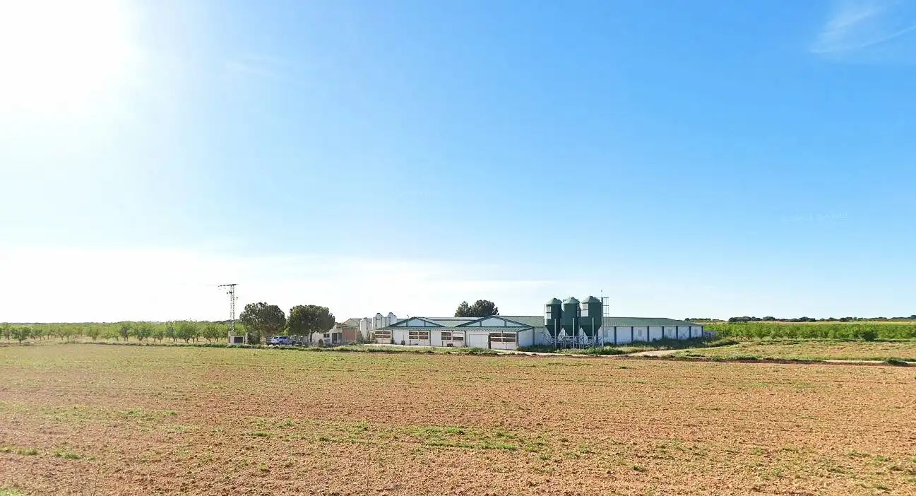 Vista exterior de Nau industrial en venda en Navas de Jorquera