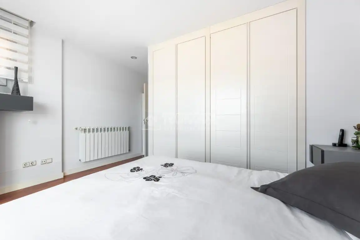 Bedroom of Houses for sale in Torrelodones  with Air Conditioner, Private garden and Terrace