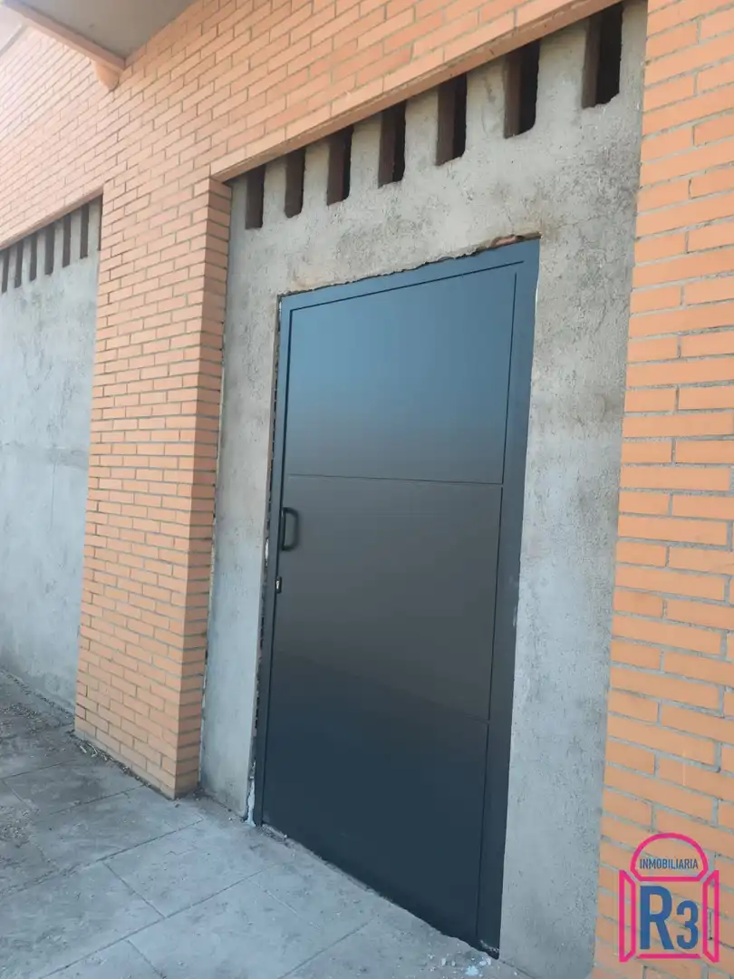 Außenansicht von Geschaftsraum zur Miete in Villaquilambre