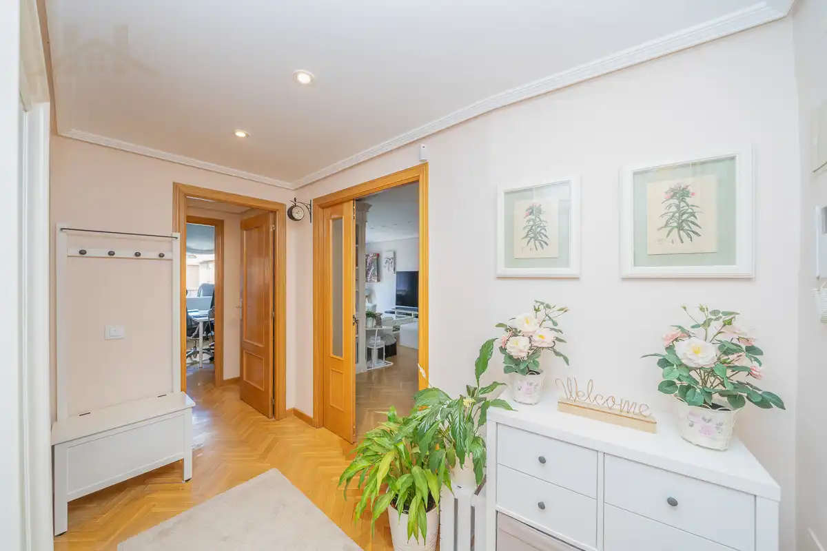 Flat for sale in Boadilla del Monte  with Air Conditioner, Heating and Storage room