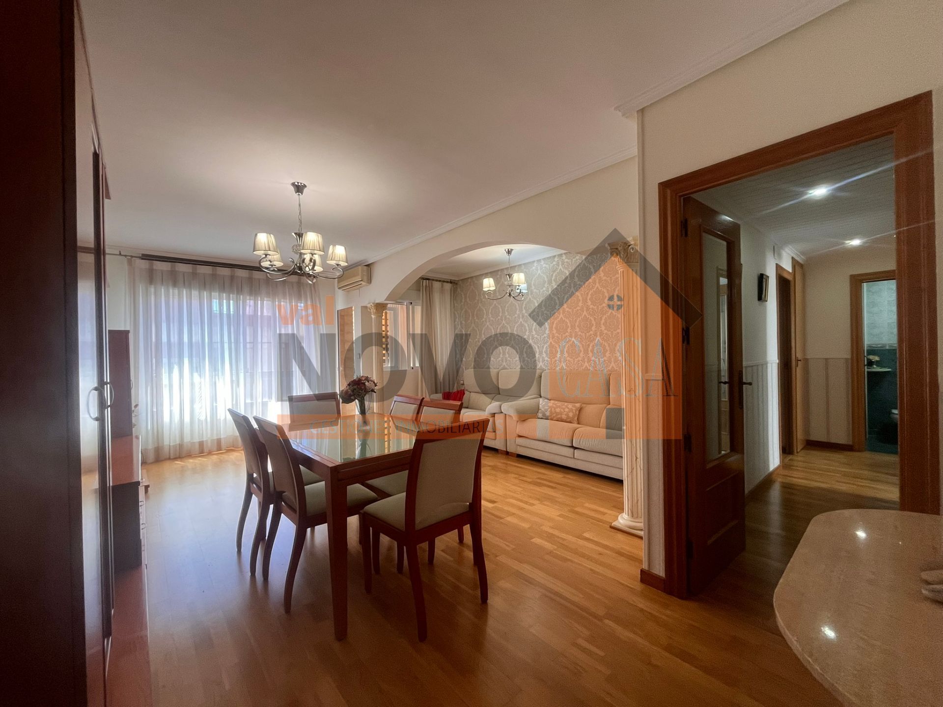 Sala d'estar de Pis de lloguer en Silla amb Traster i Moblat