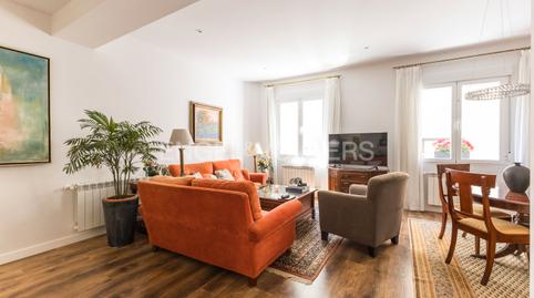 Foto 3 de Apartamento en venta en Calle de Tiziano, Cuatro Caminos - Azca, Madrid