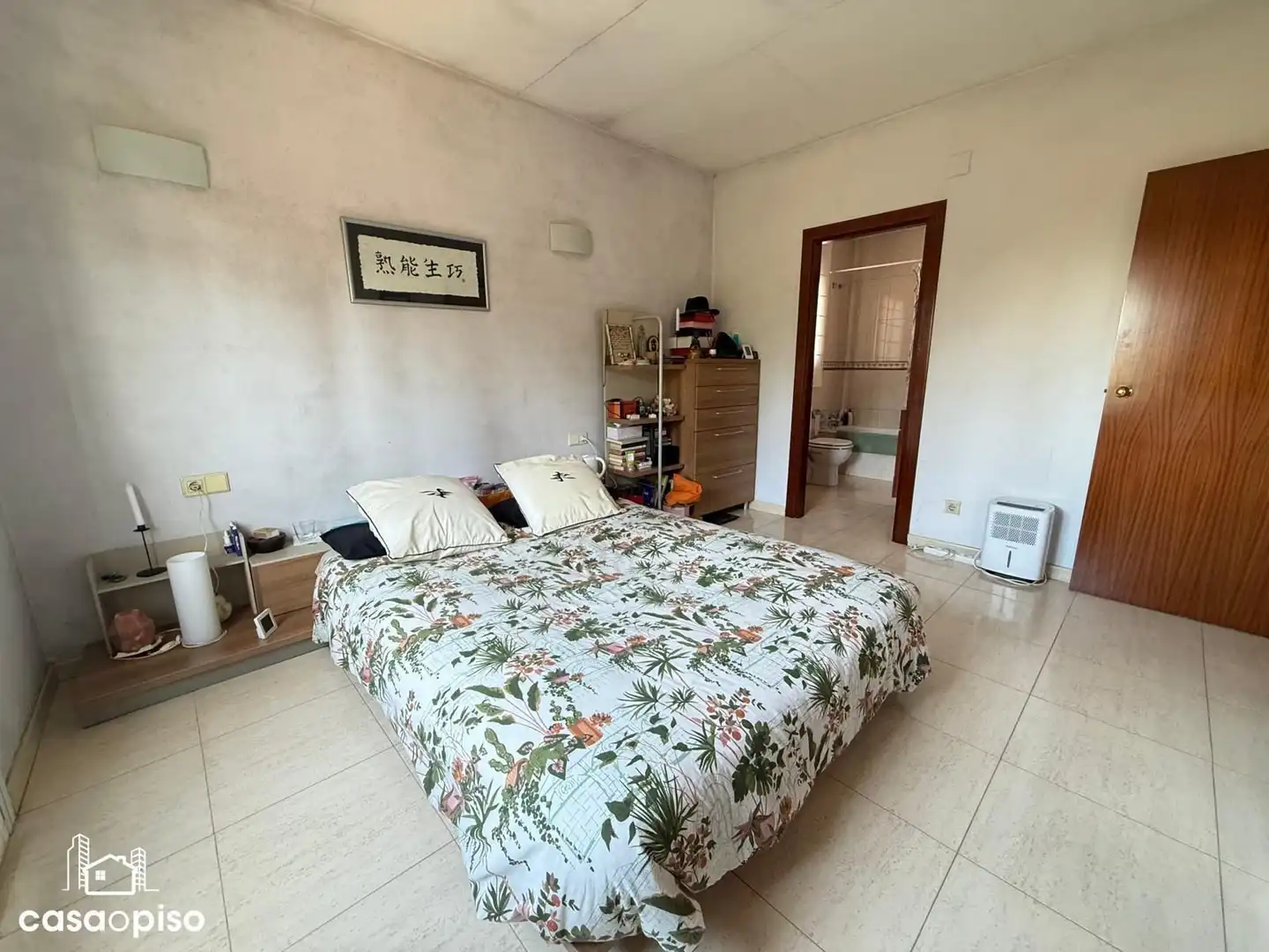 Habitación de Casa adosada en venta en Santa Perpètua de Mogoda con Calefacción y Terraza