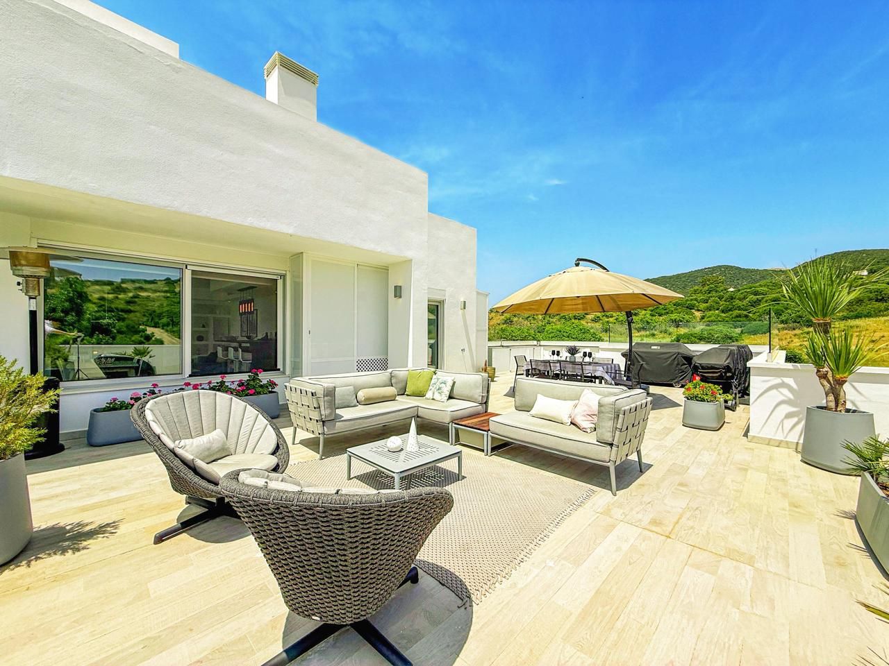 Terrassa de Apartament en venda en Estepona amb Aire condicionat, Calefacció i Jardí privat