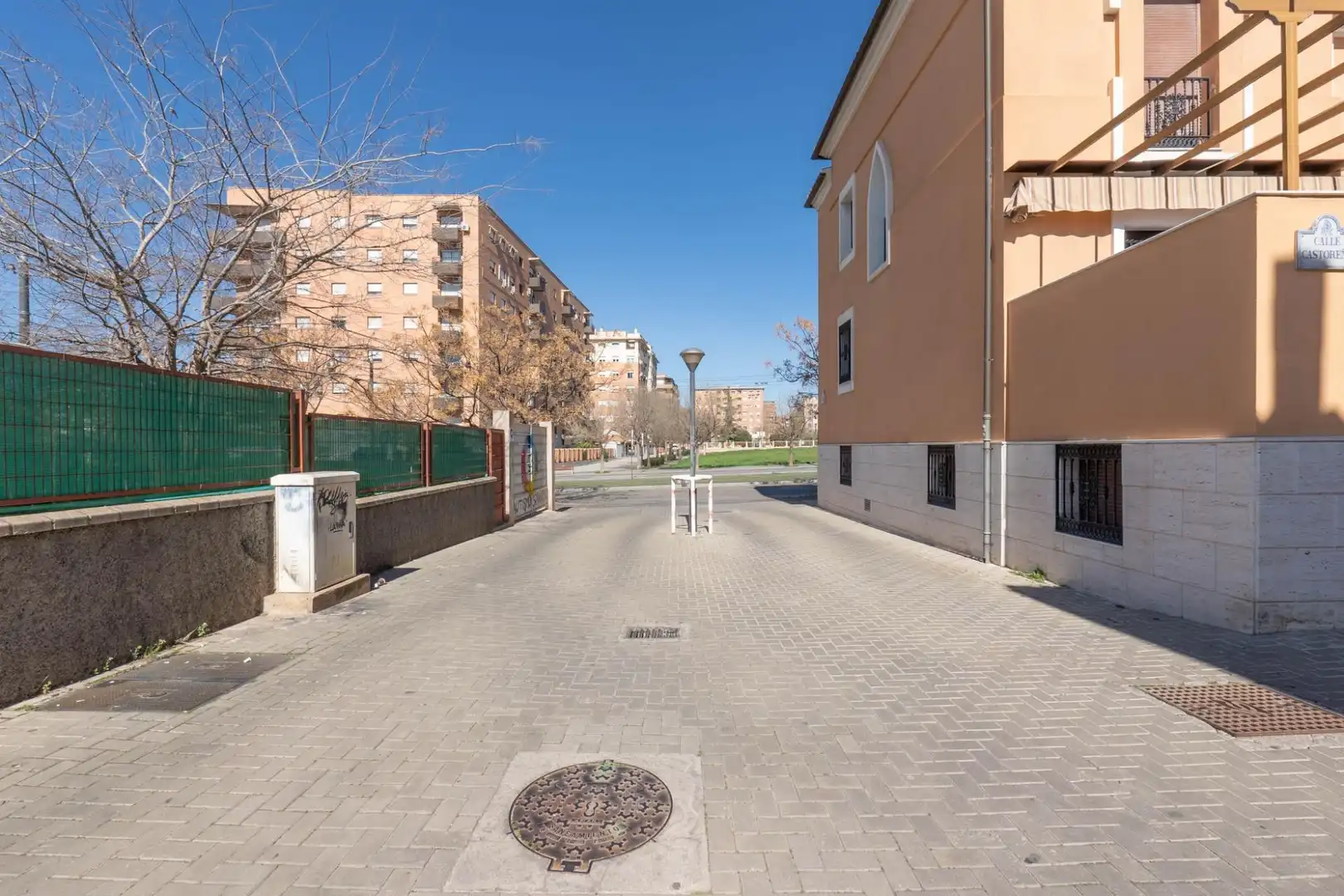 Vista exterior de Casa o chalet en venta en Granada con Aire acondicionado, Calefacción y Terraza