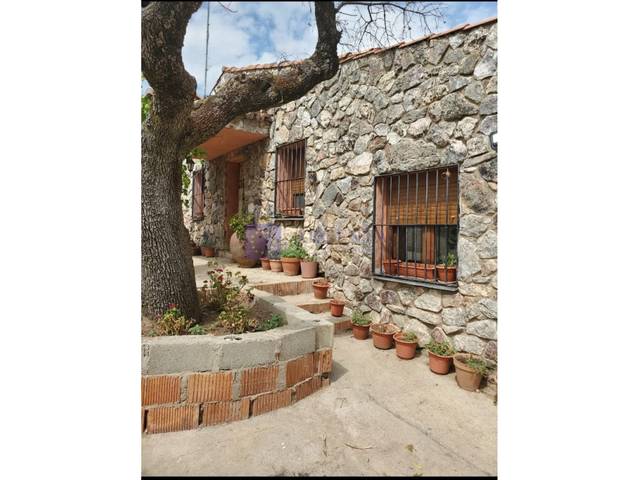 Casa-chalet en Venta en Jaraicejo