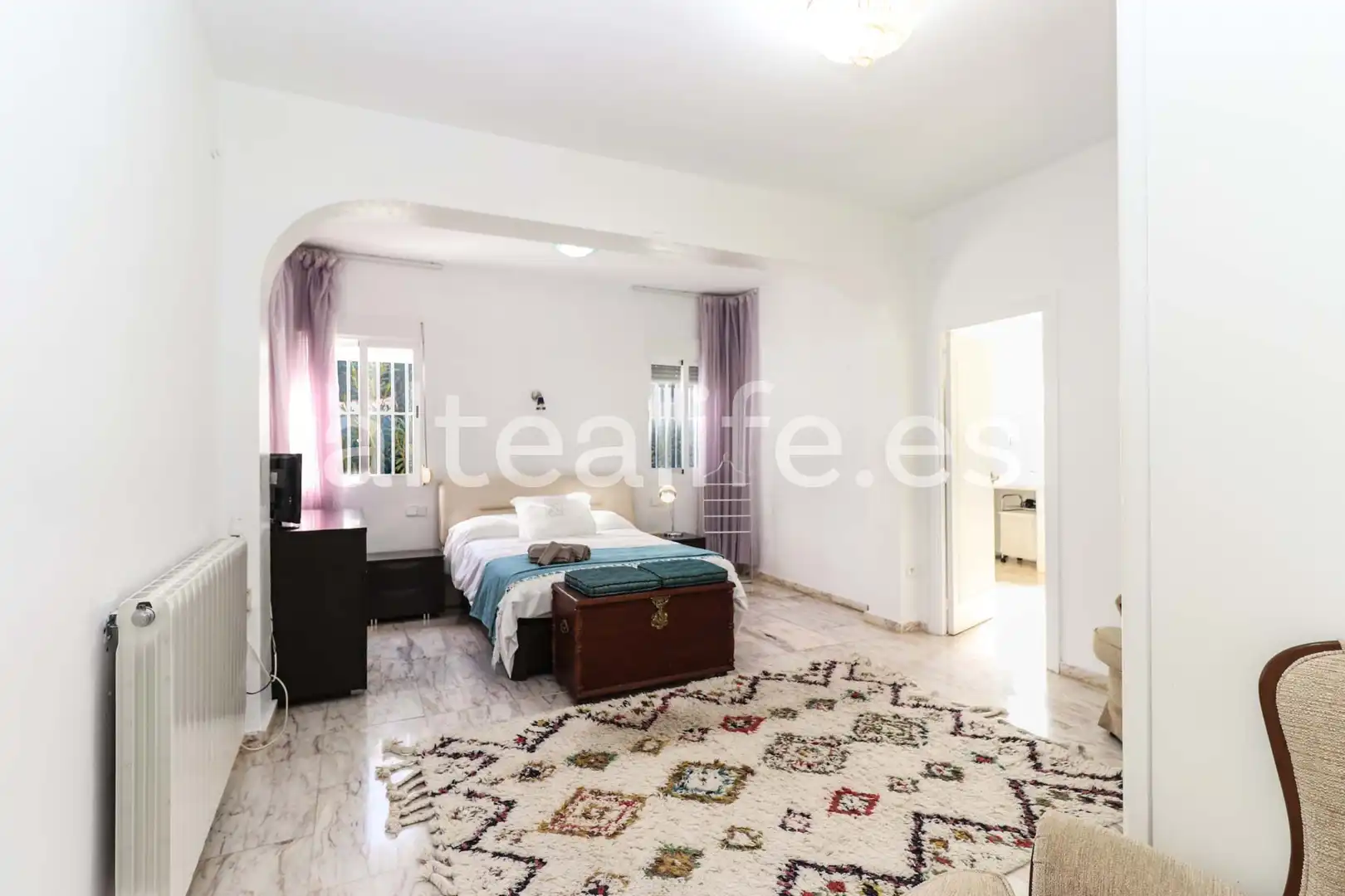 Bedroom of Houses for sale in L'Alfàs del Pi  with Air Conditioner, Heating and Private garden