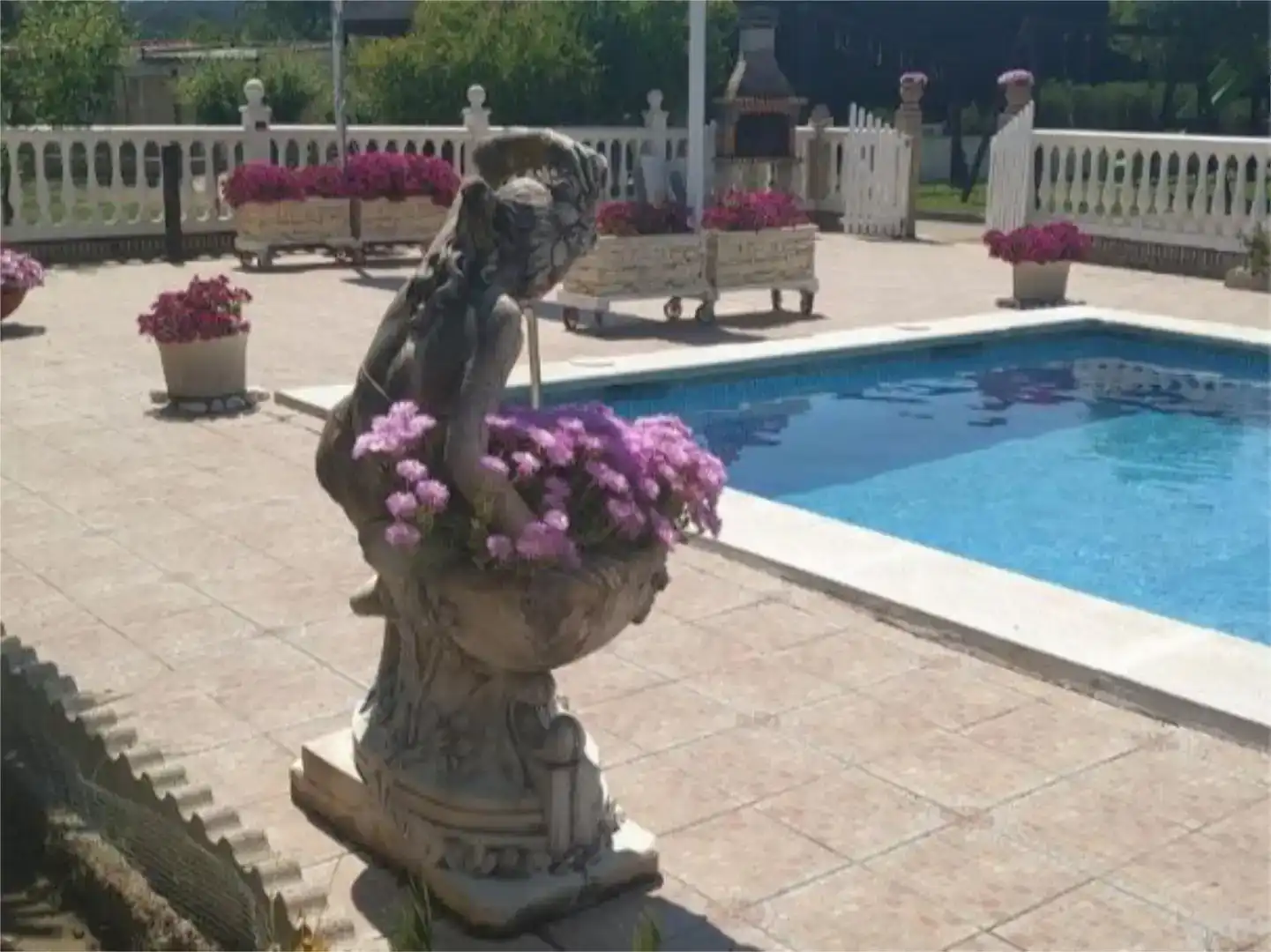 Piscina de Pis en venda en Castilblanco de los Arroyos amb Aire condicionat, Jardí privat i Piscina