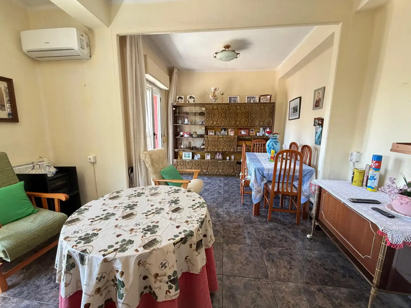 Comedor de Piso en venta en Dolores con Aire acondicionado, Amueblado y Horno