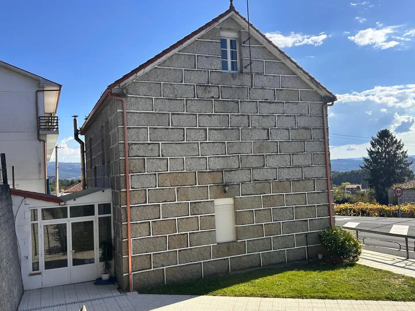 Vista exterior de Casa o chalet en venta en Vedra con Calefacción, Jardín privado y Amueblado
