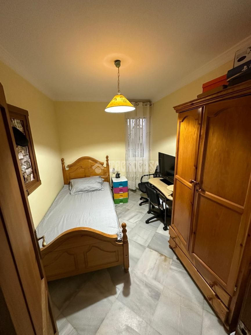 Bedroom of Flat for sale in Bollullos Par del Condado
