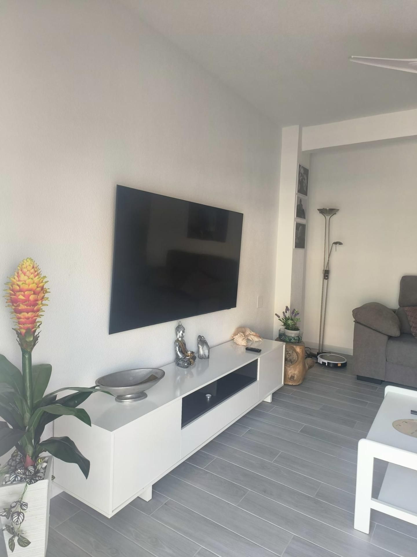 Sala d'estar de Apartament de lloguer en Santa Pola amb Calefacció, Terrassa i Traster