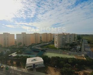 Vista exterior de Apartament de lloguer en Alicante / Alacant amb Calefacció, Jardí privat i Terrassa