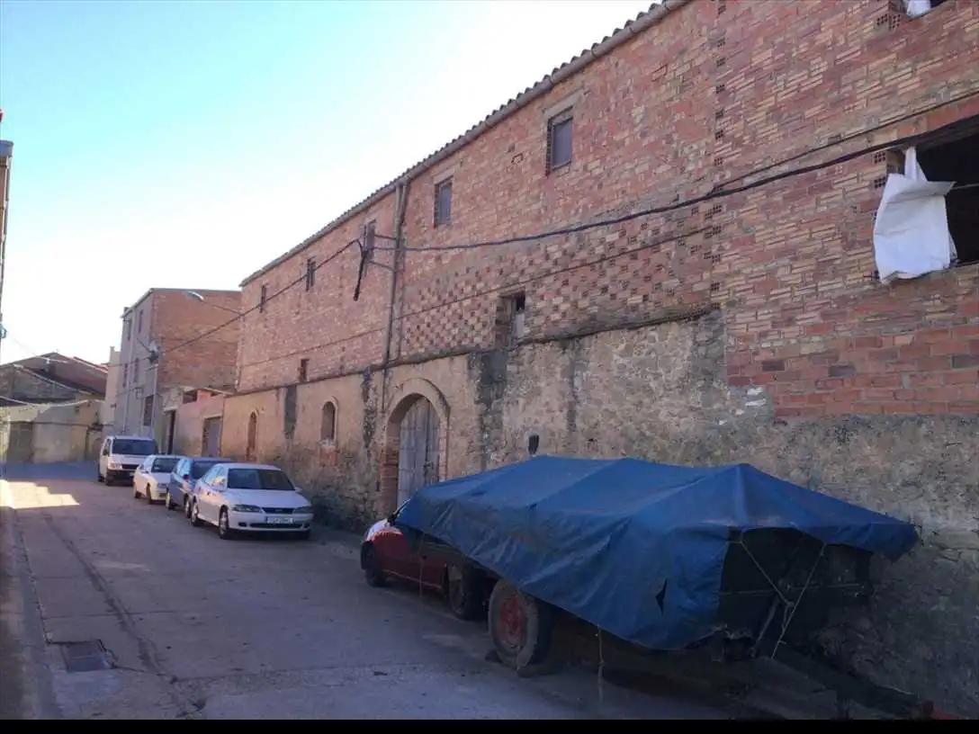 Residential land for sale in CM Lleida 7