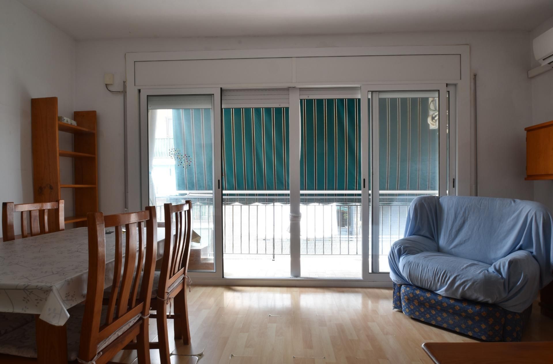 Habitación de Piso en venta en Vilanova i la Geltrú con Aire acondicionado, Parquet y Terraza