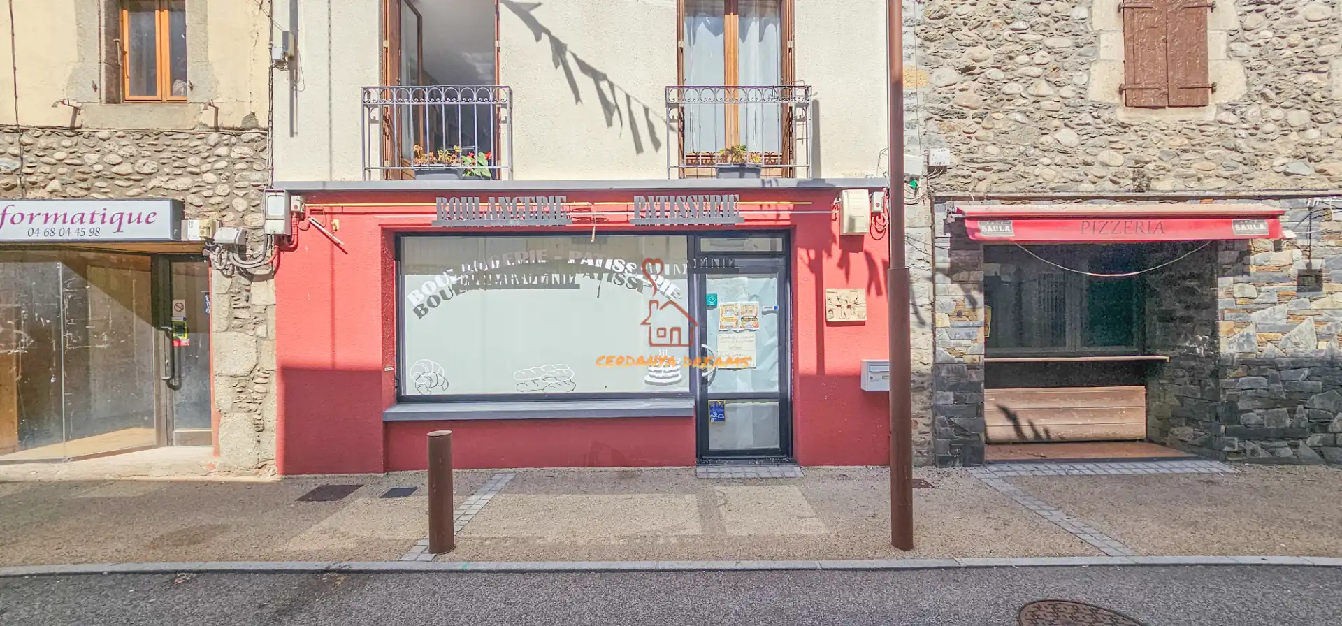Business premises for sale in Avenue Porte de France 40