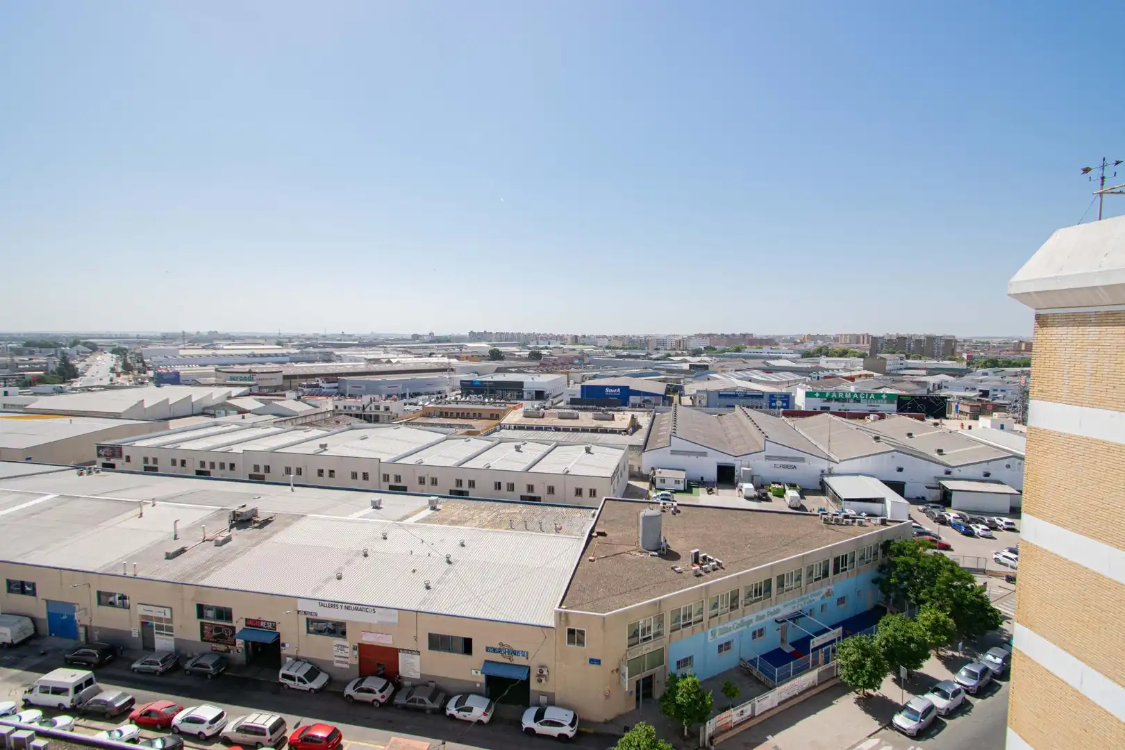 Vista exterior de Piso en venta en Sevilla con Terraza
