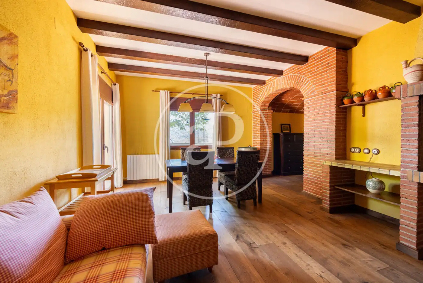 Sala d'estar de Casa o xalet en venda en Argentona amb Aire condicionat, Calefacció i Jardí privat