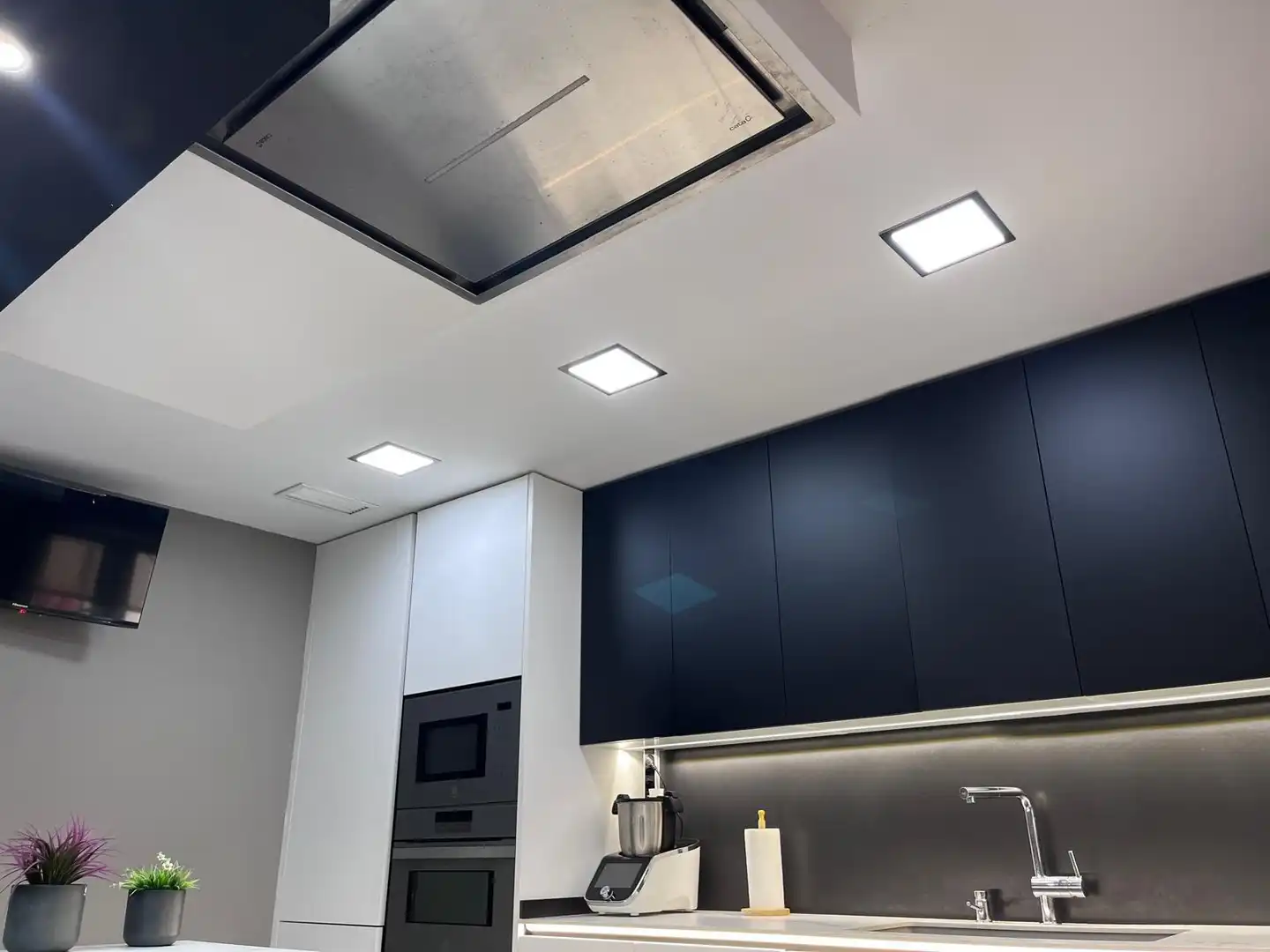 Cocina de Piso en venta en Elche / Elx con Aire acondicionado, Trastero y Amueblado