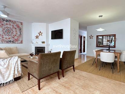 Living room of House or chalet for sale in Mijas  with Air Conditioner, Terrace and Community pool