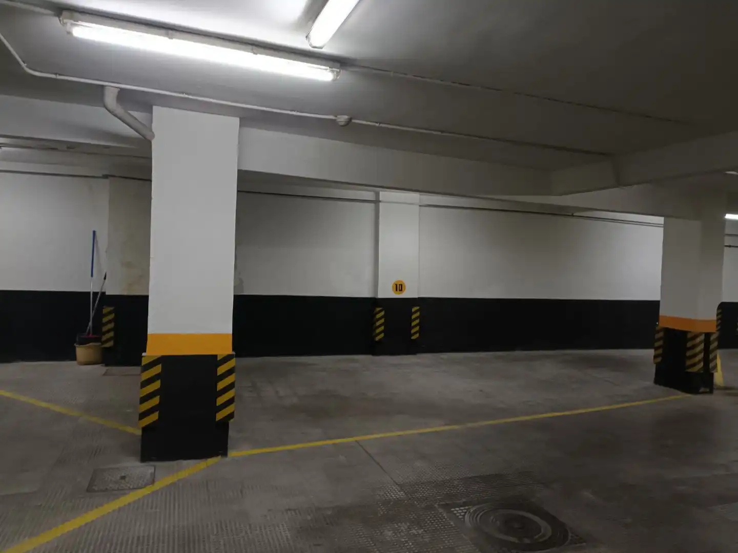 Parking of Garage for rent in  Madrid Capital