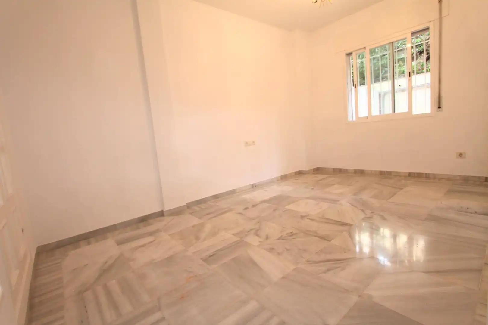 Bajo con piscina en venta en Calle FARO, imagen 19