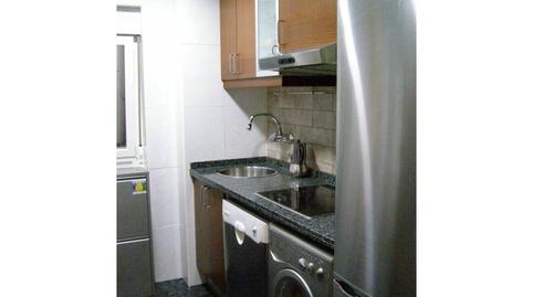 Foto 4 de Apartament en venda a Milán - Pumarín, Oviedo
