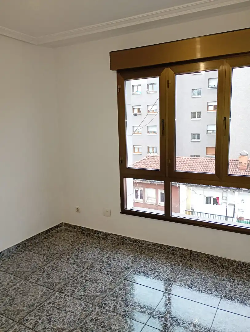 Dormitori de Pis en venda en Gijón 