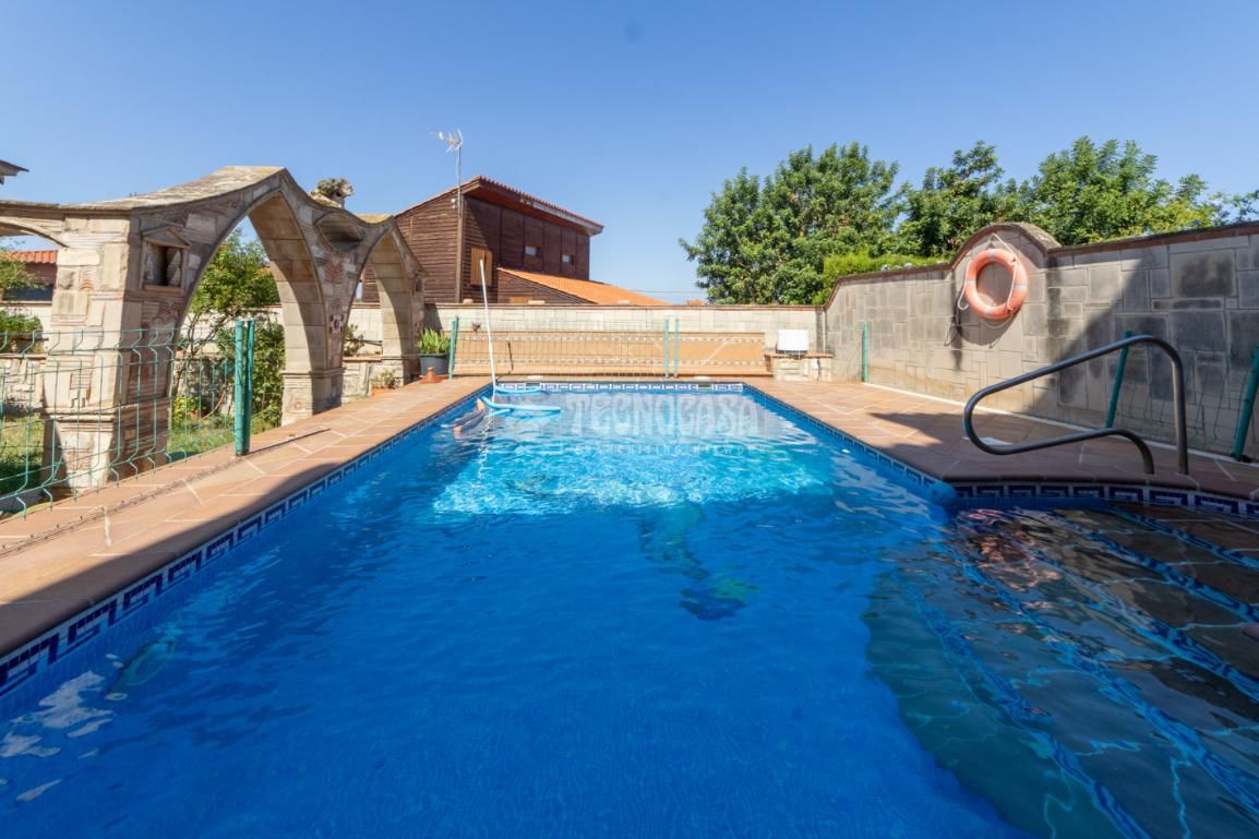 Swimming pool of Single-family semi-detached for sale in Altafulla  with Air Conditioner and Swimming Pool