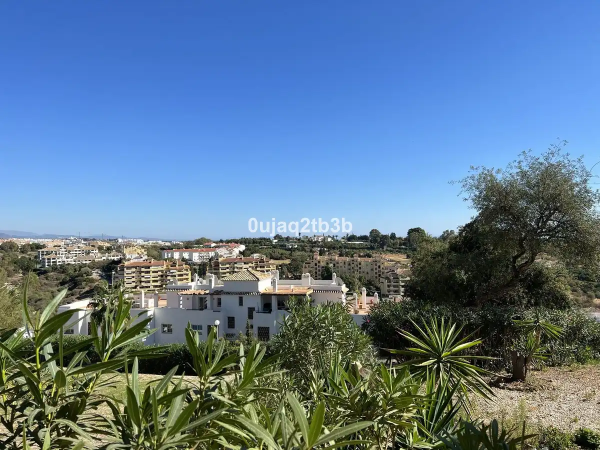 Vista exterior de Apartament en venda en Selwo