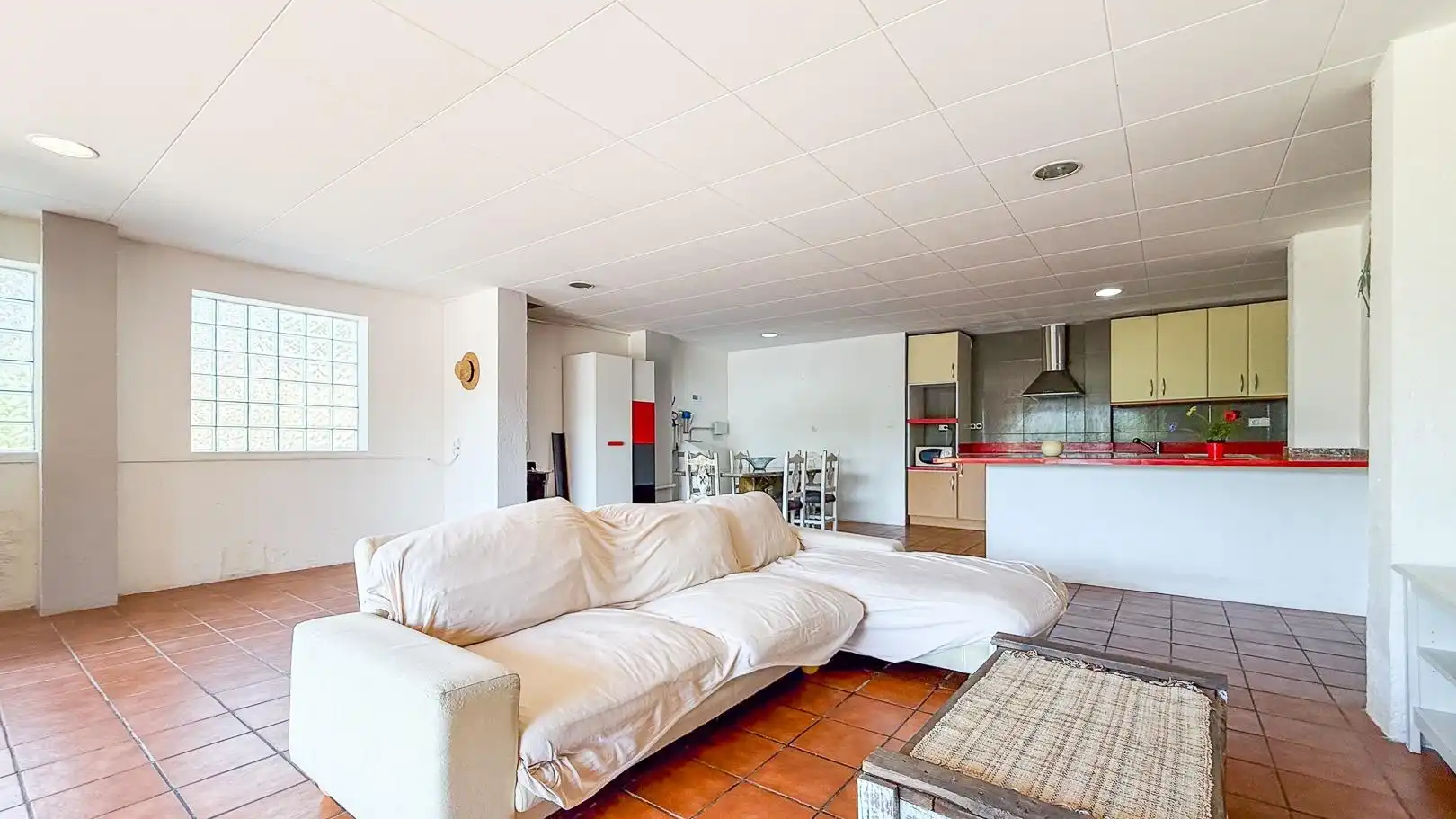 Sala de estar de Casa o chalet en venta en Vallirana con Calefacción, Jardín privado y Terraza
