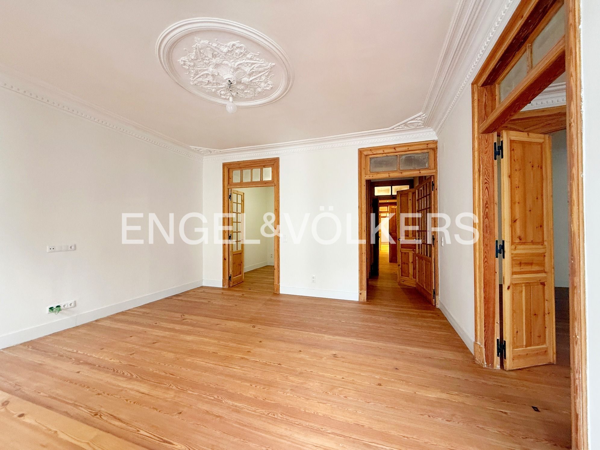 Piso de alquiler en Ensanche, Centro - Juan Flórez - Plaza Pontevedra